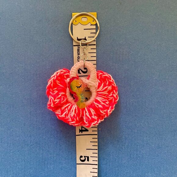 Keychain Charm, Crochet Easter Gift, Floral Keychain, Handmade Bag Charm - Picture 4 of 5